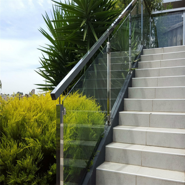 Tempered Glass Railing